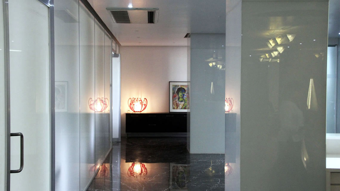 Back Painted Glass or Coloured Glass Img05