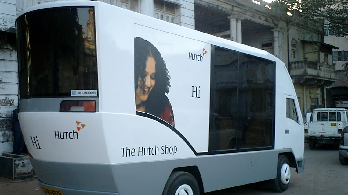 Custom Automotive Glass Img01