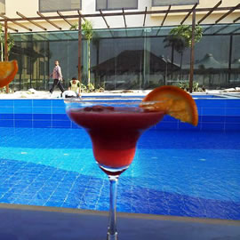 Glass Tiles for Pools