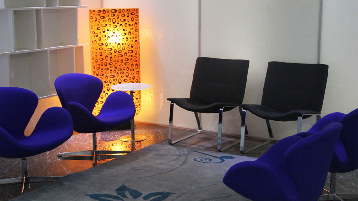 Back Painted Glass Interiors Img03