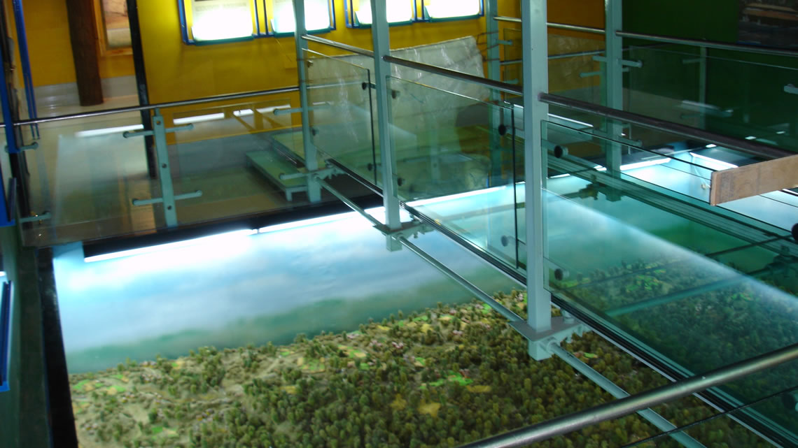 Glass Bridge at kanhaa National Park