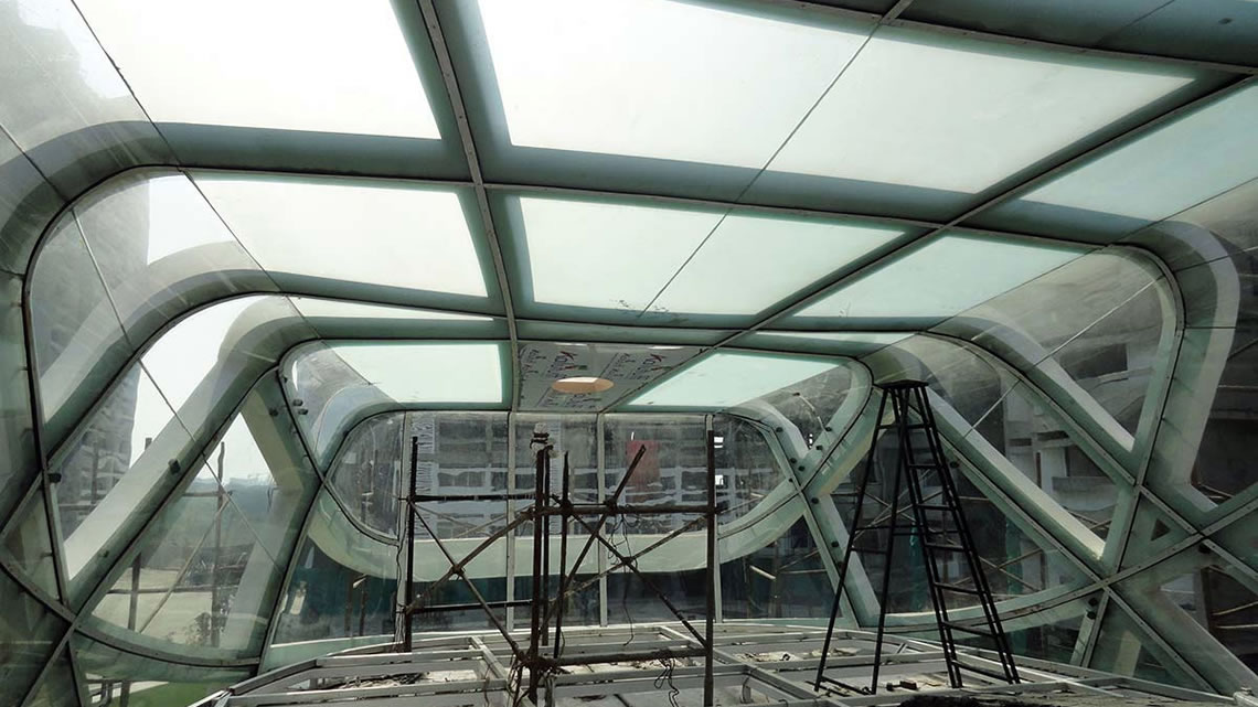 Glass Shell Gymnasium Img04